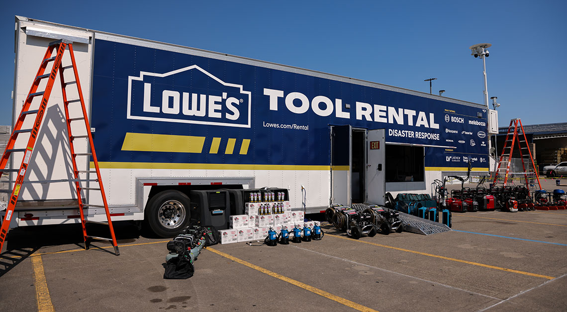 trailer_houma.jpg