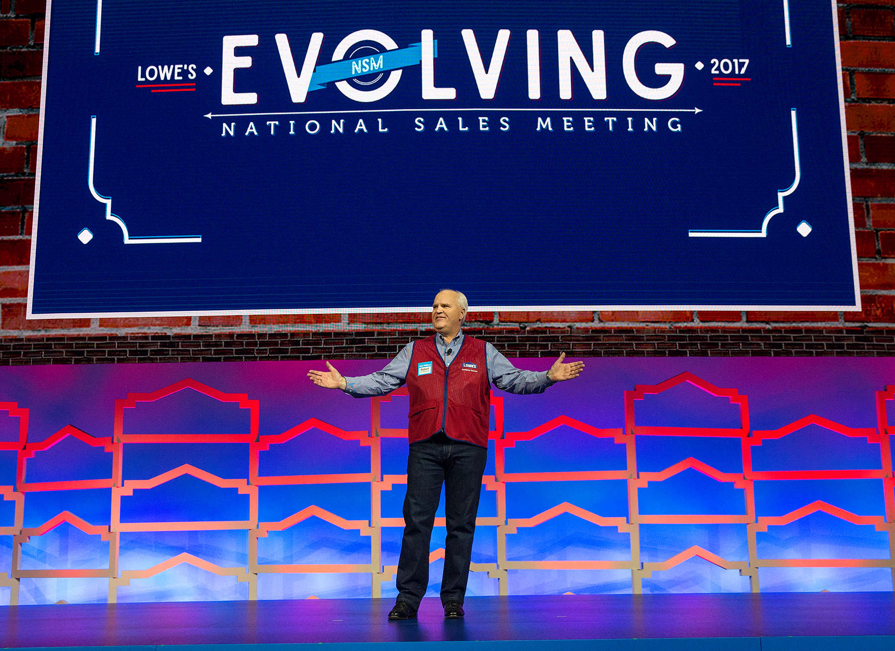 Lowe’s leaders kick off National Sales Meeting