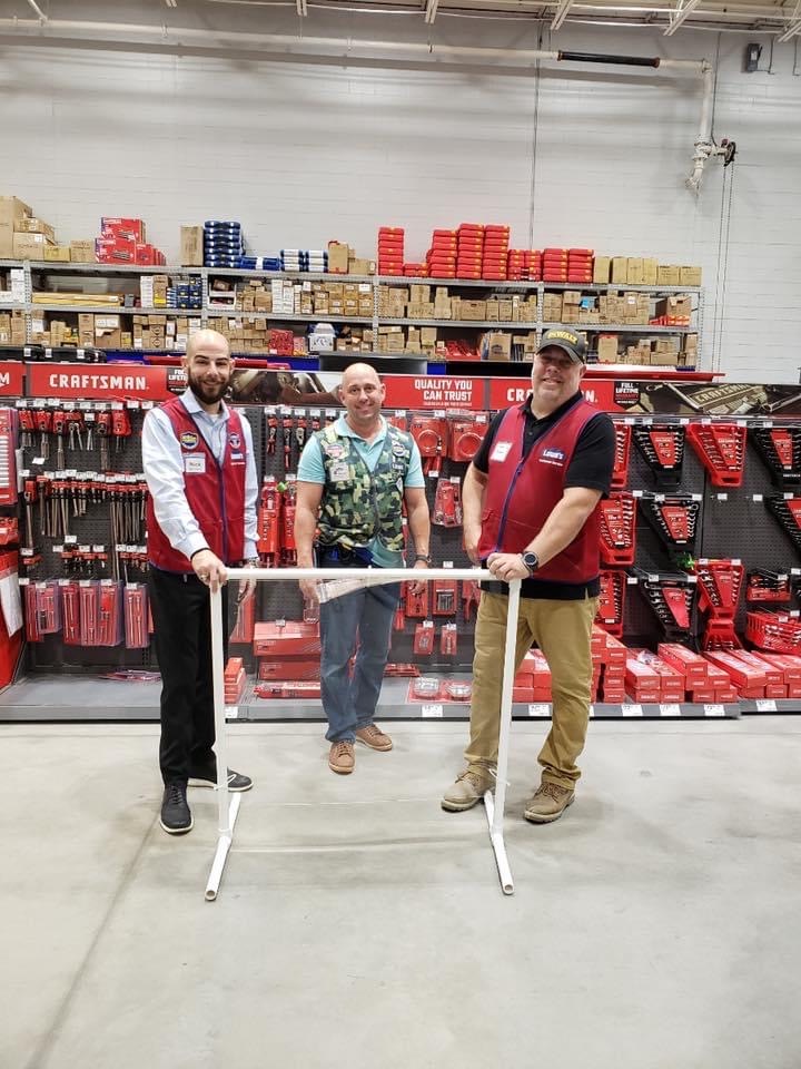 lowes-helps-01.jpg
